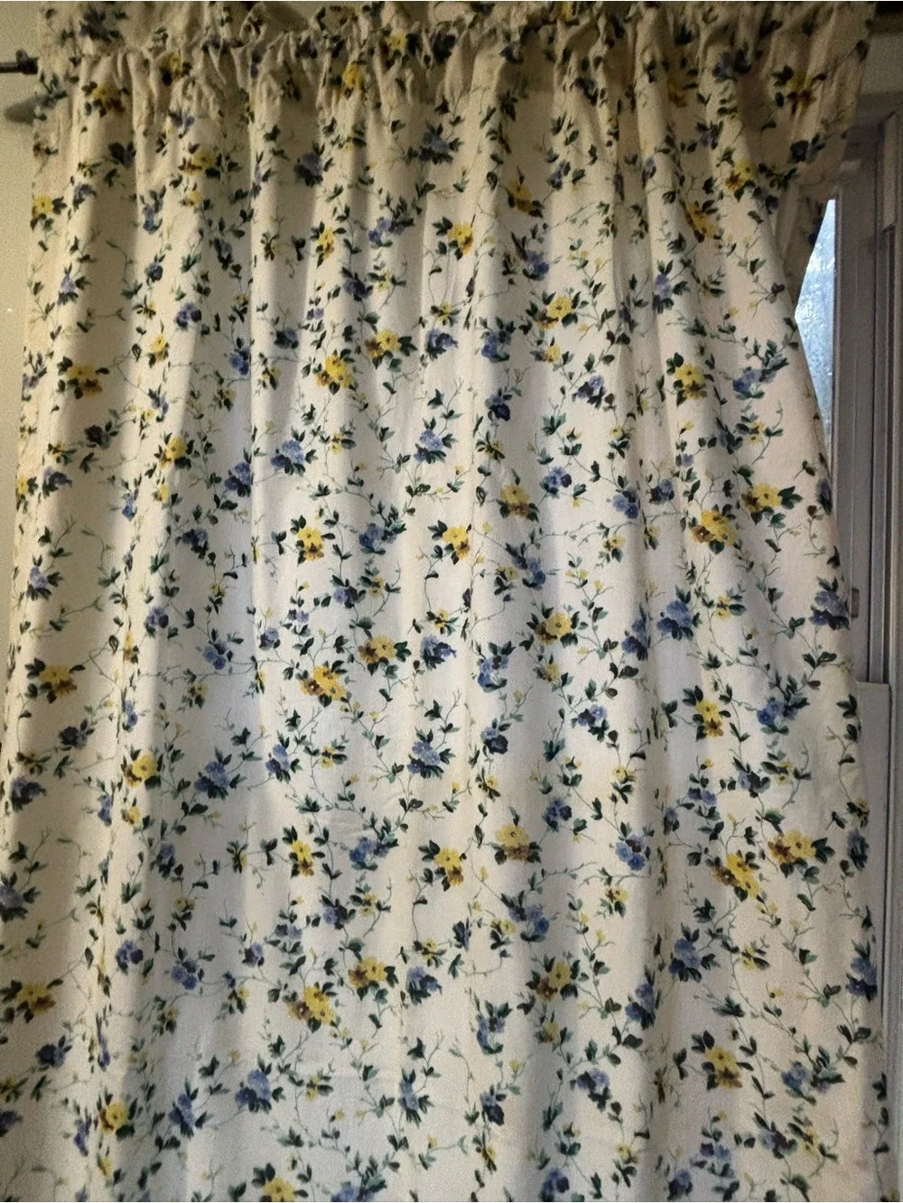 Vintage Laura Ashley Floral Drapes Curtains 4 Panels w/ Ties 86” Perfect Cond✨